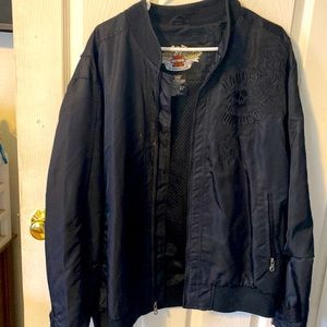Harley Davidson jacket - black on black brocade like embroidery size XL